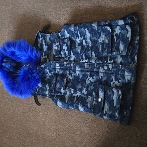 vintage havana blue camo vest with faux fur lining